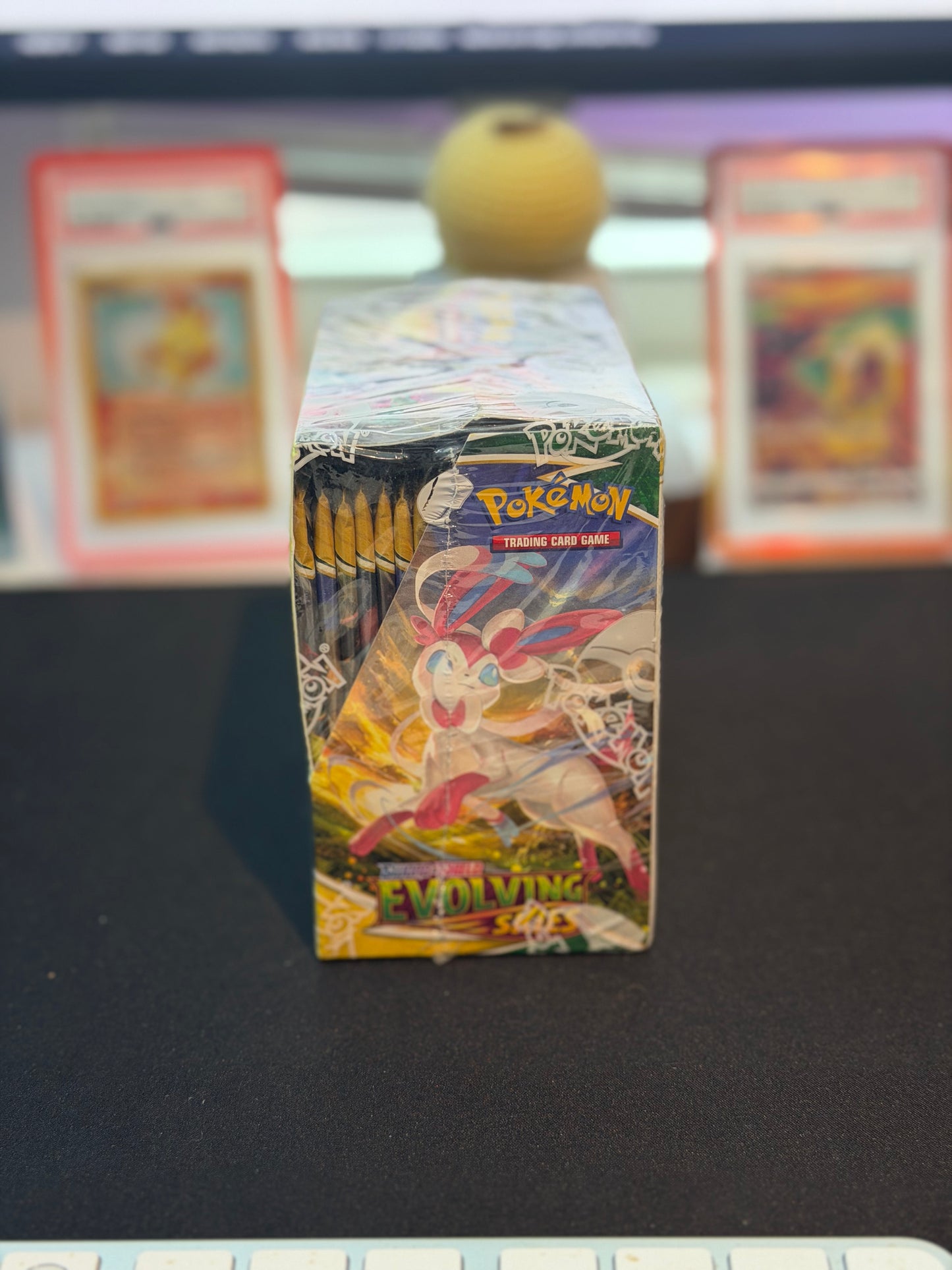Evolving Skies Booster Box