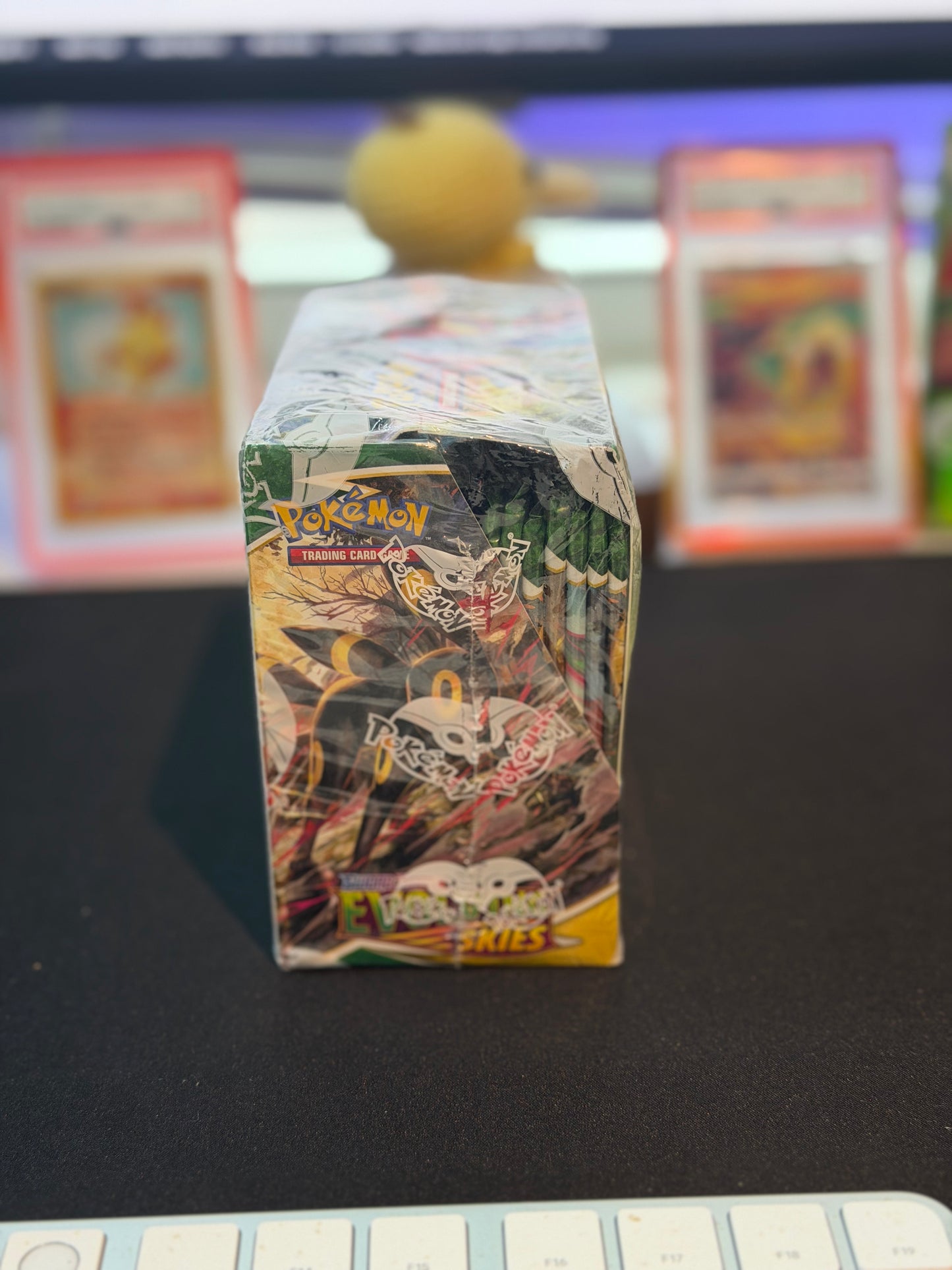 Evolving Skies Booster Box