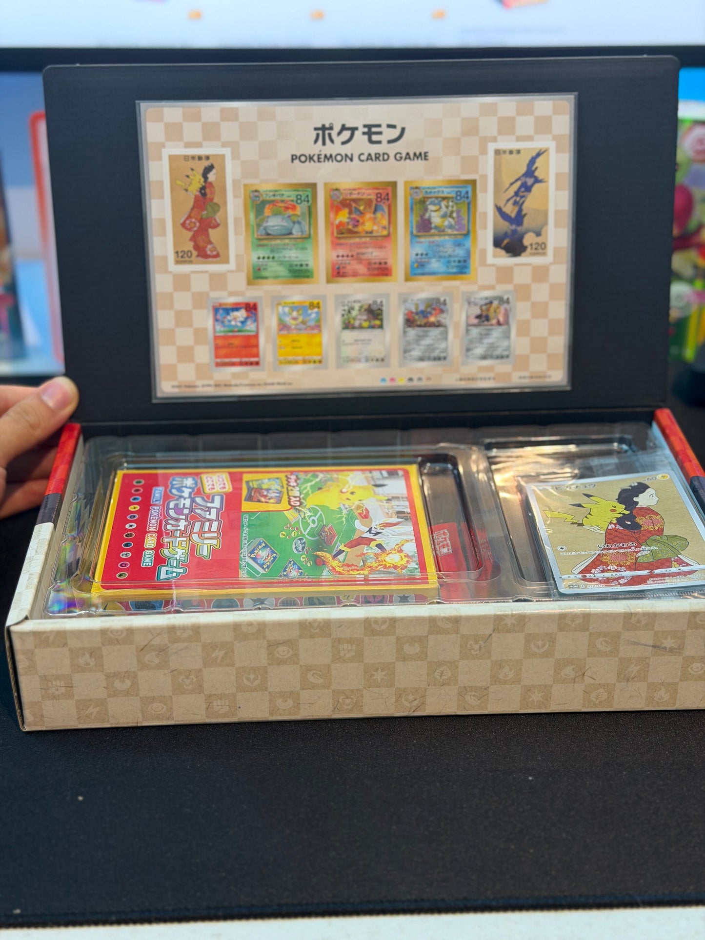 Pokemon Deluxe Stamp Box Set